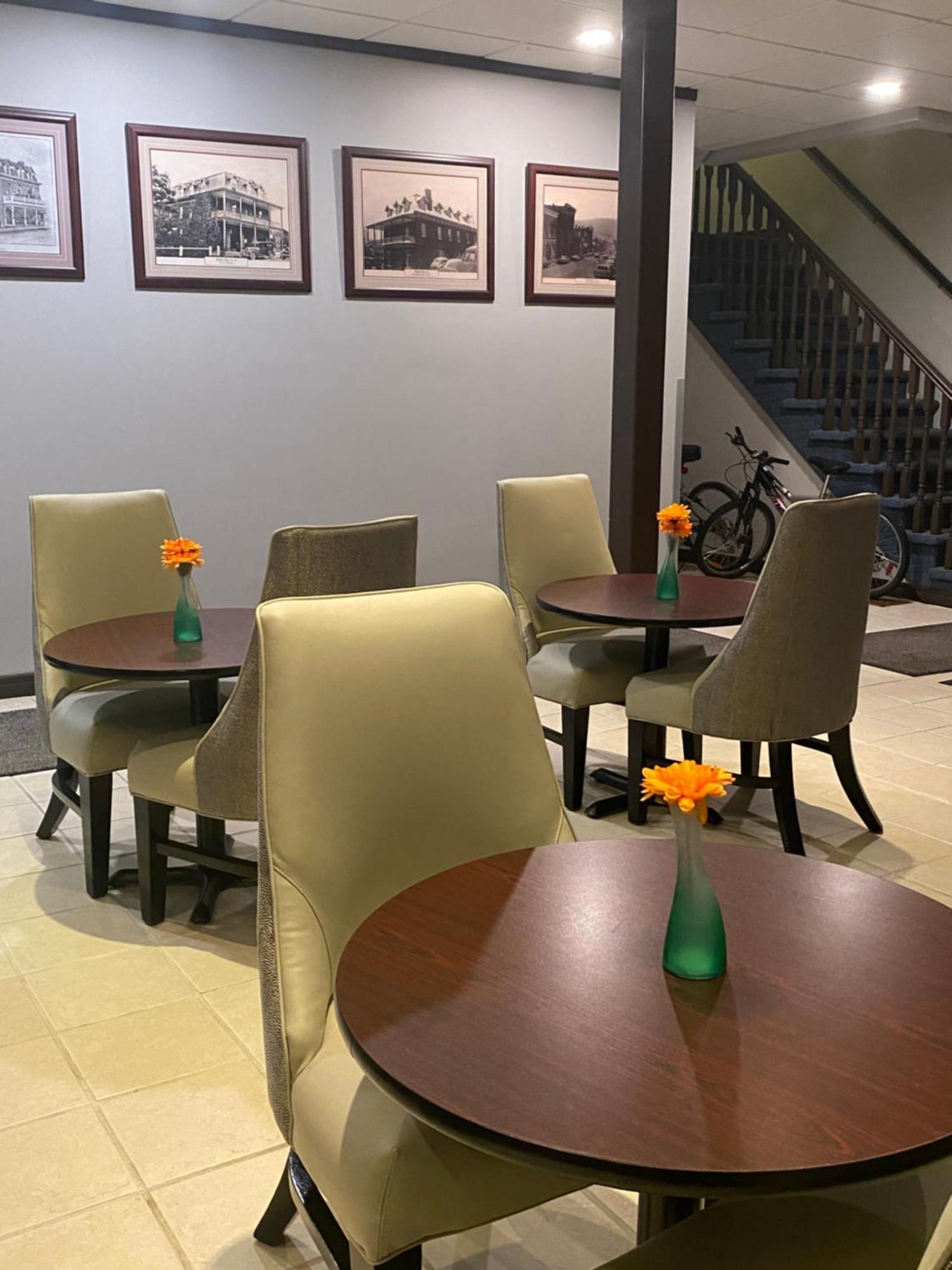 Le Voyageur Inn Mattawa 외부 사진