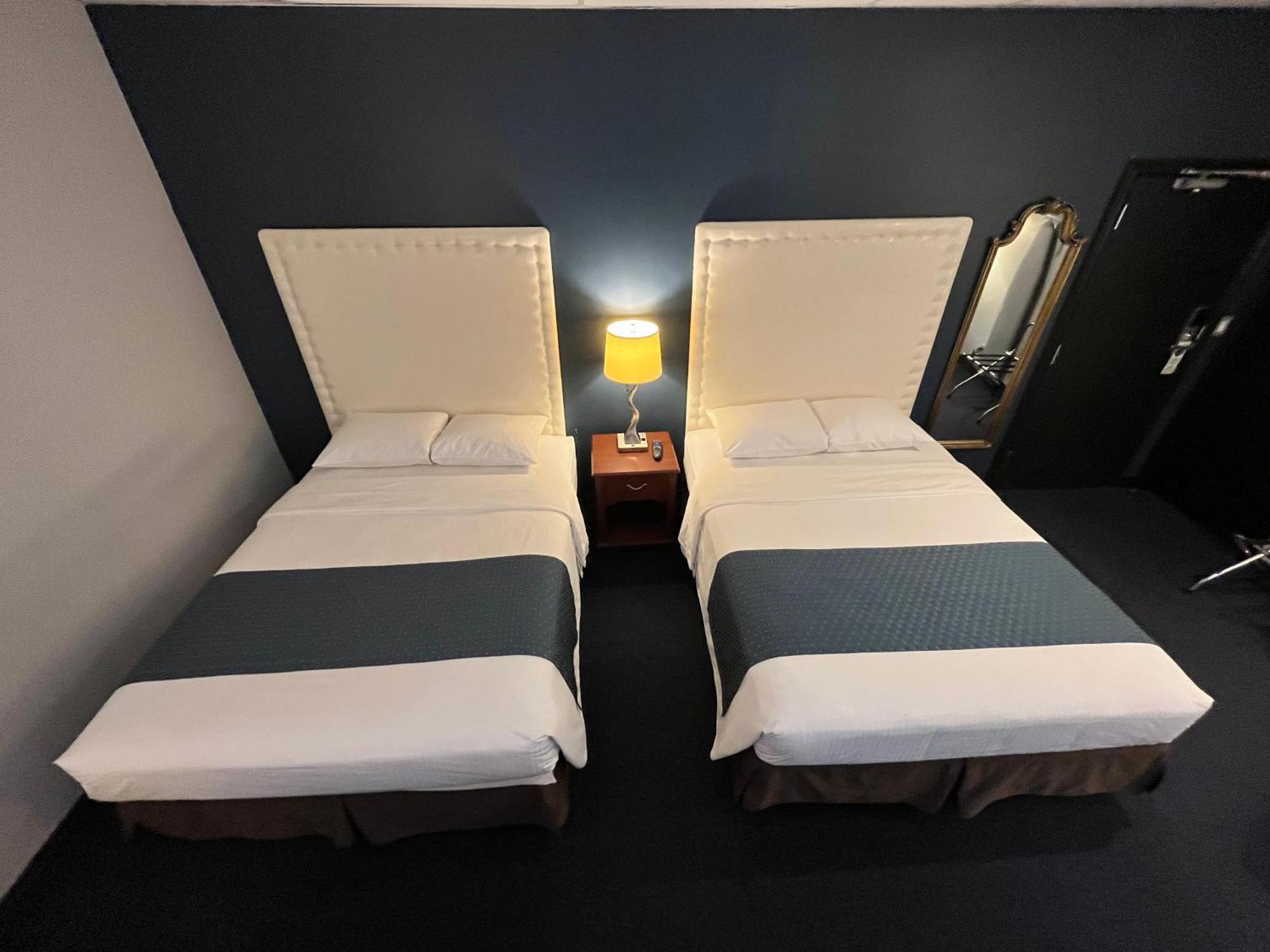 Le Voyageur Inn Mattawa 외부 사진