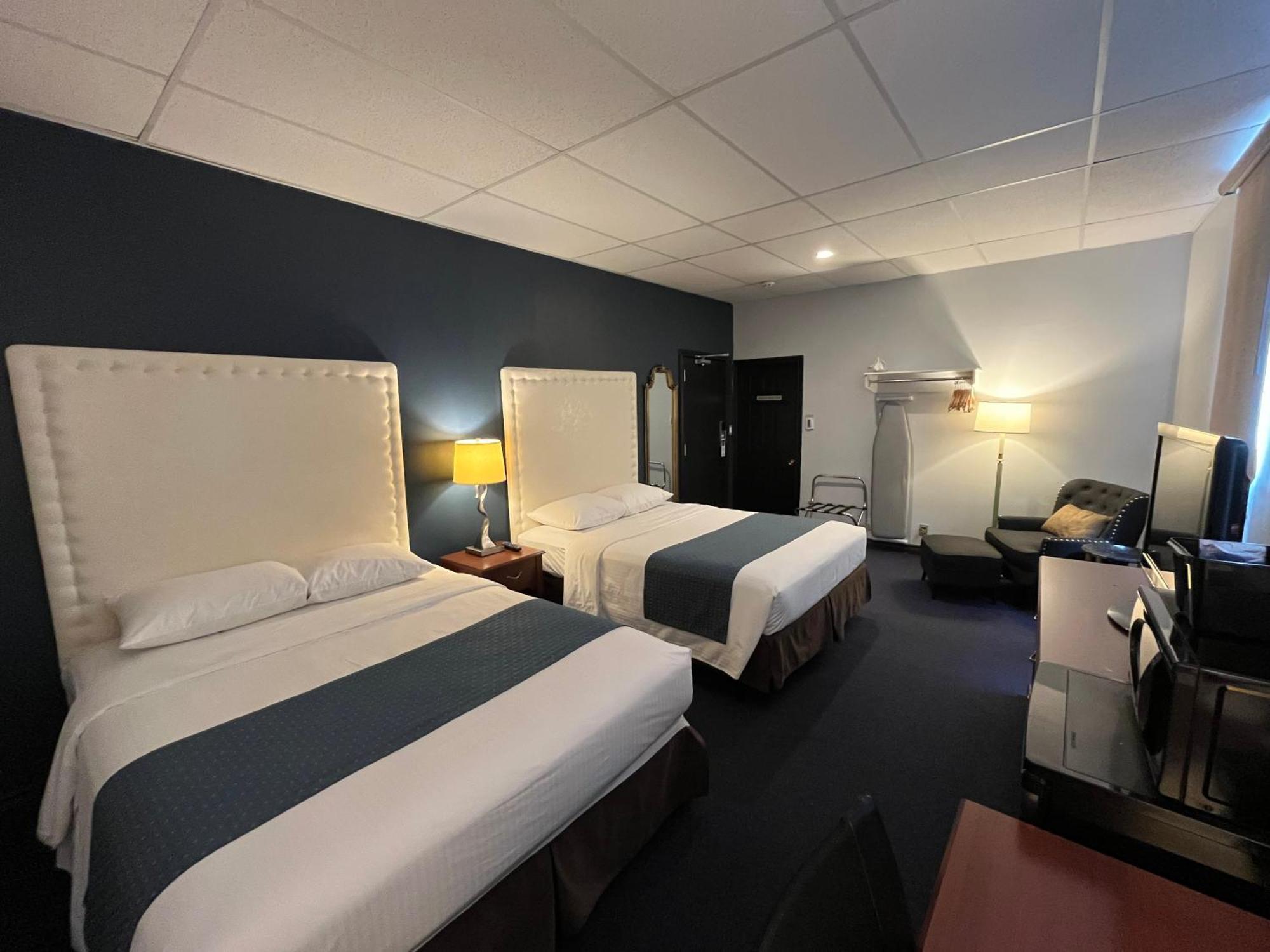 Le Voyageur Inn Mattawa 외부 사진