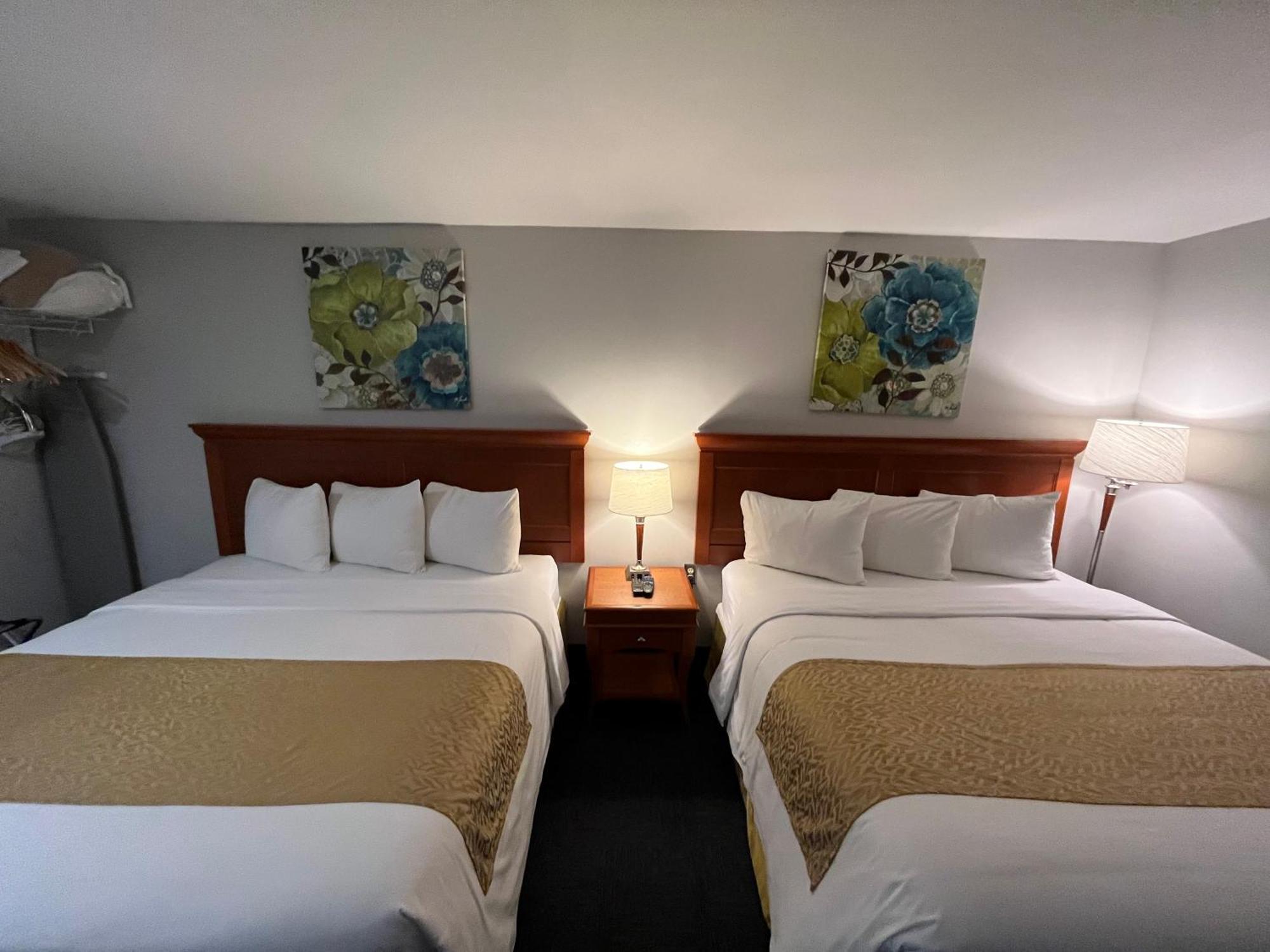 Le Voyageur Inn Mattawa 외부 사진