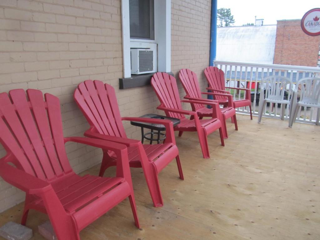Le Voyageur Inn Mattawa 외부 사진