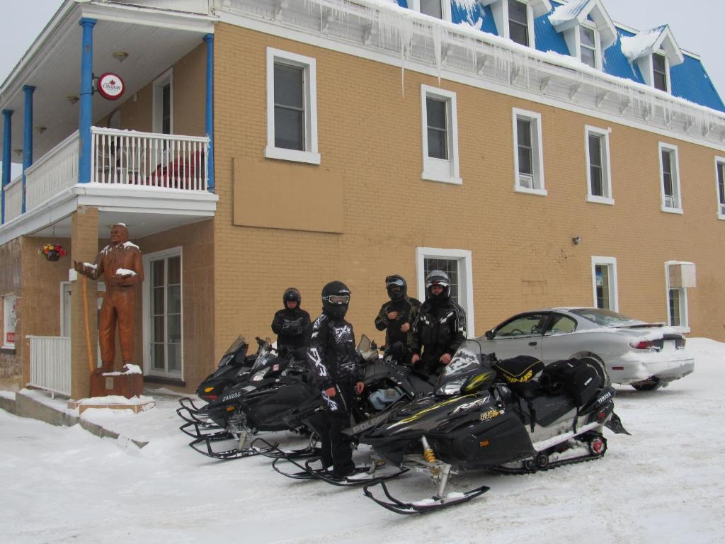 Le Voyageur Inn Mattawa 외부 사진