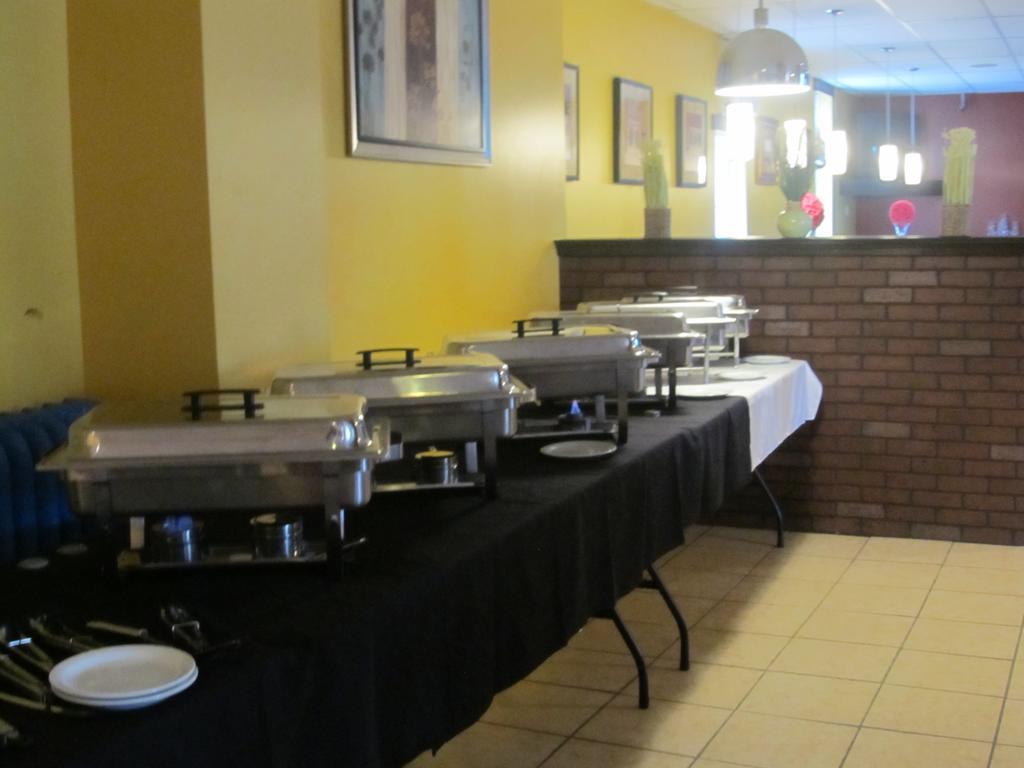 Le Voyageur Inn Mattawa 외부 사진